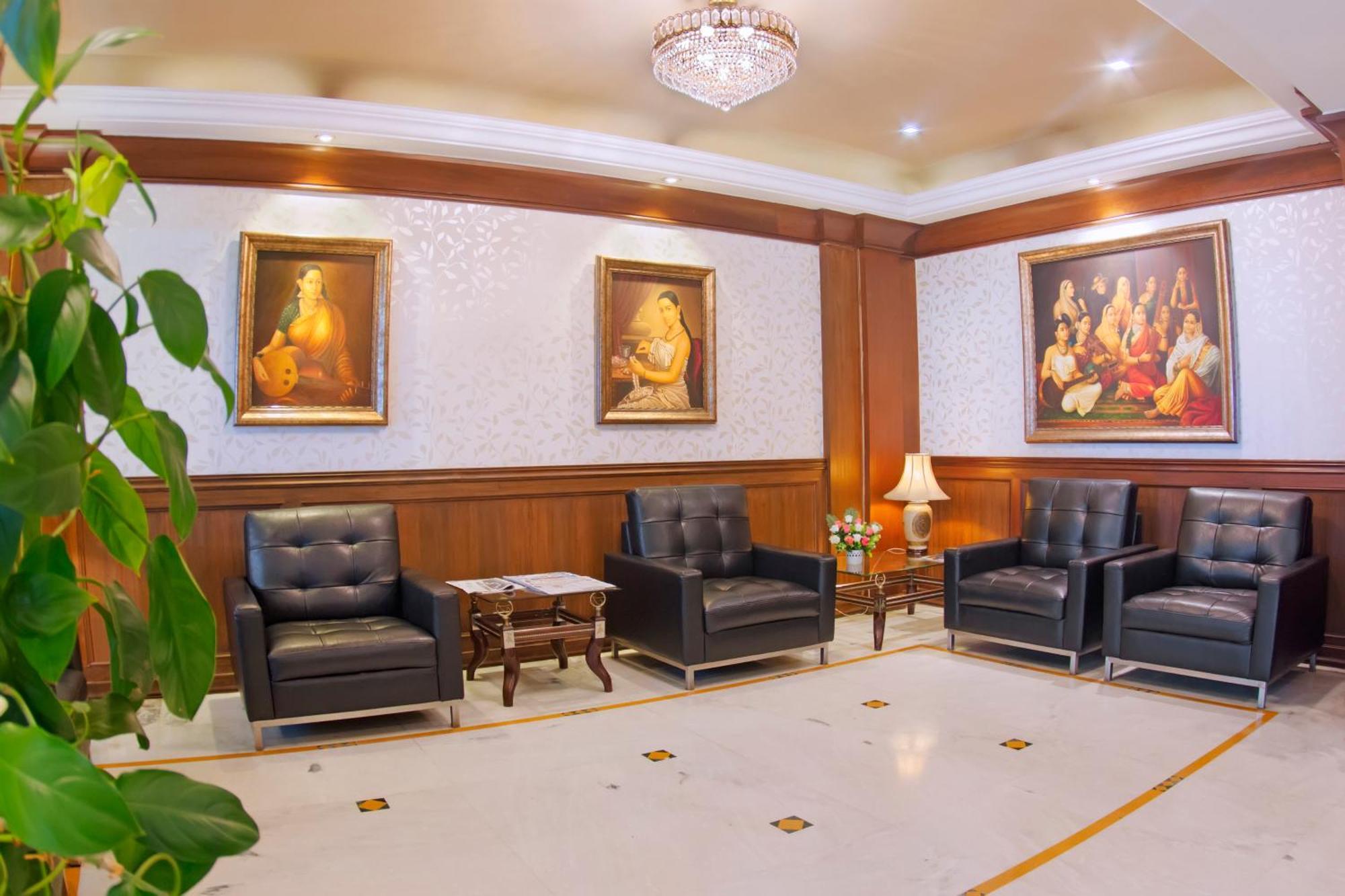 President Hotel Mysuru Zewnętrze zdjęcie