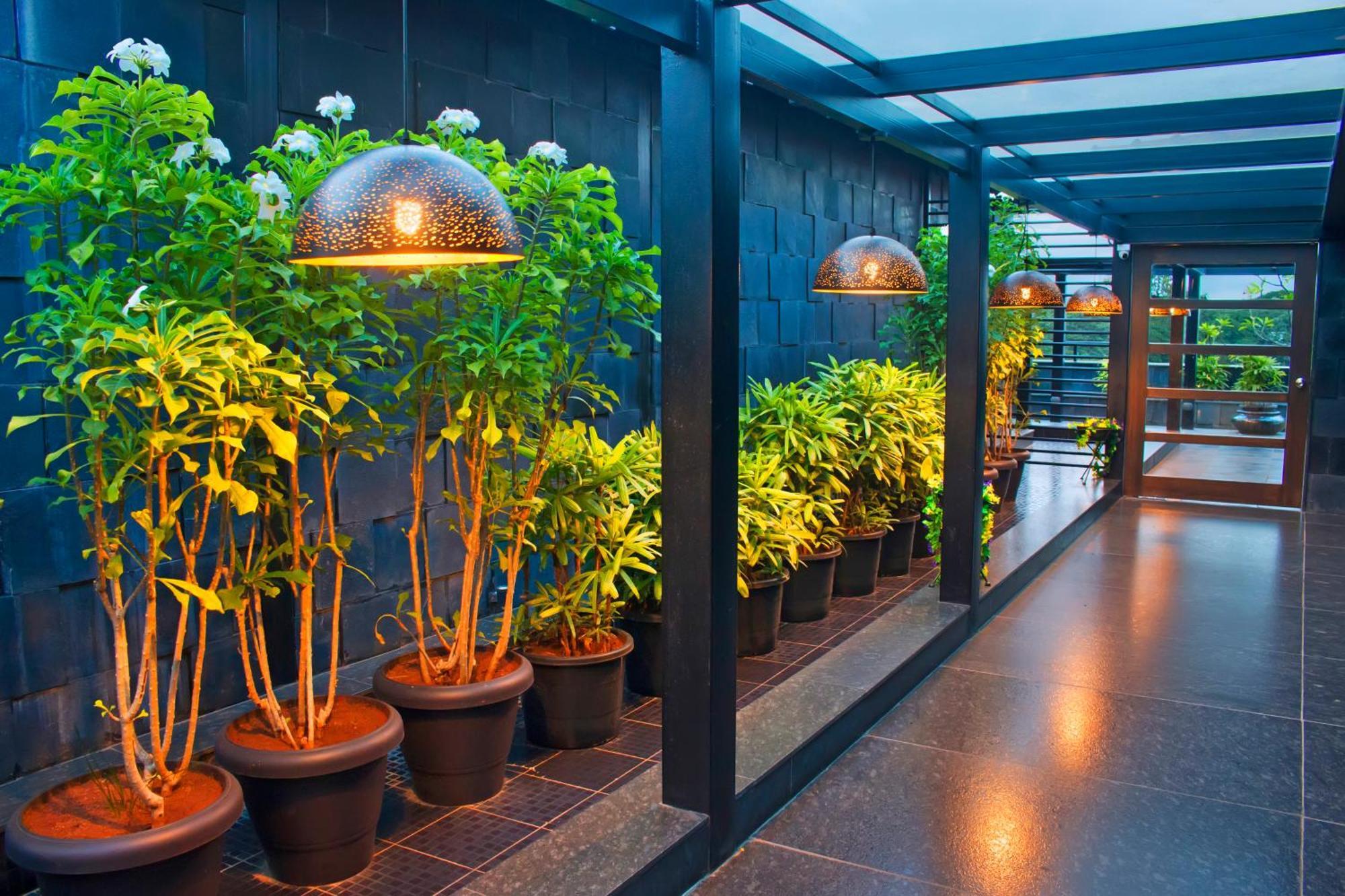 President Hotel Mysuru Zewnętrze zdjęcie